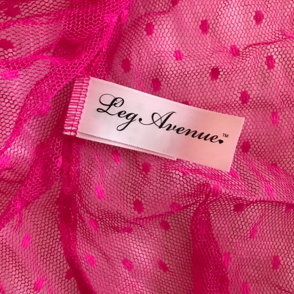 ｌｅｇ  ａｖｅｎｕｅ  ｐｉｎｋ  &  ｒｅｄ  ｂａｂｙｄｏｌｌ - Picture 4 of 5